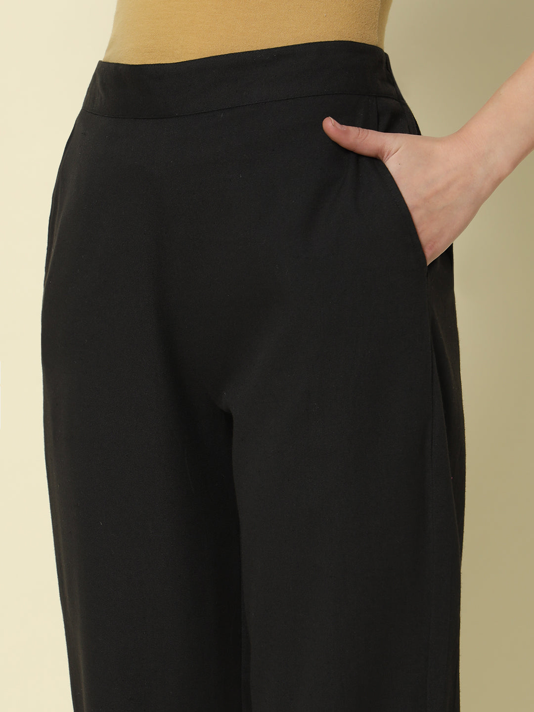 FIORRA Women's Black Cotton Solid Pant