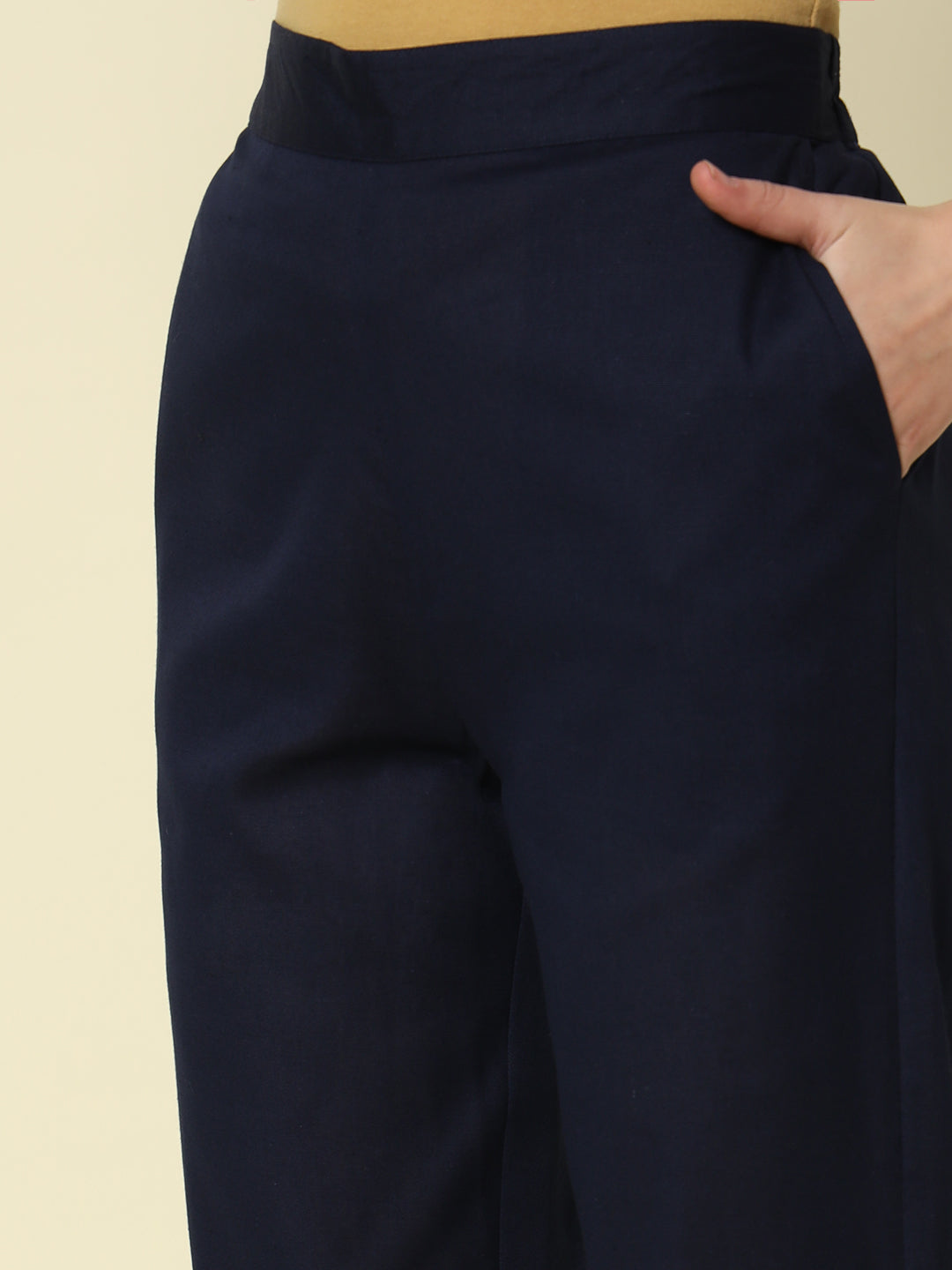 FIORRA Women's Navy blue Cotton Solid Pant