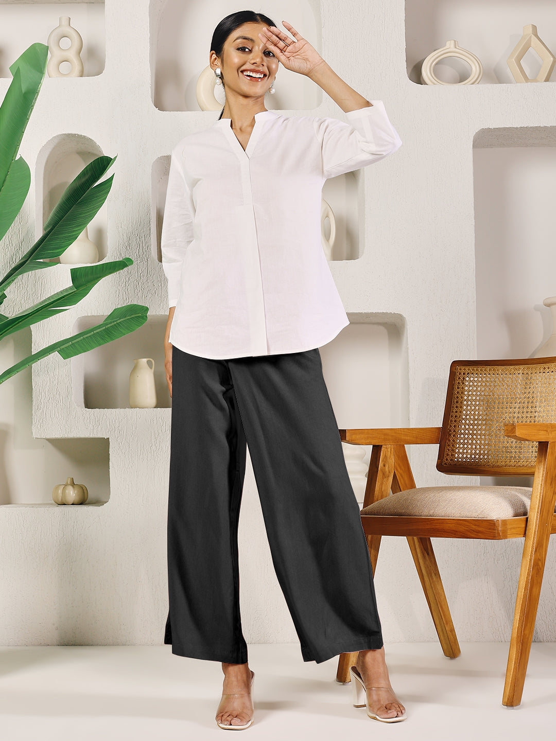 FIORRA Women's Black Solid Rayon Straight Palazzo