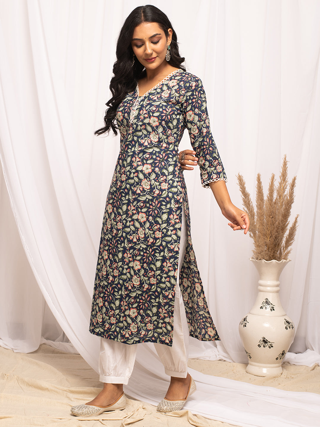 FIORRA Women's Floral Printed Blue Cotton Straight Kurta