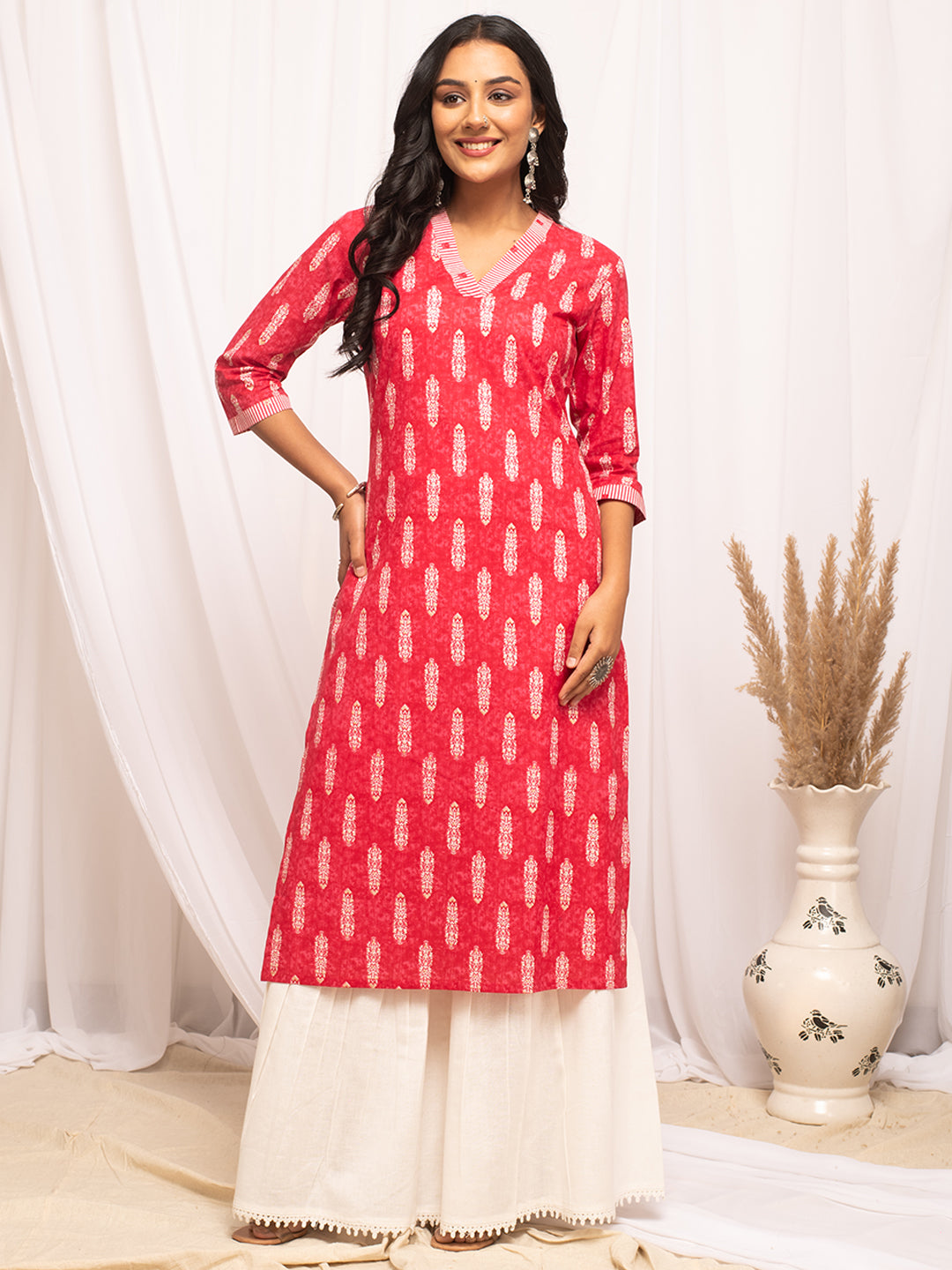 FIORRA Women's Rani Pink Leaf Printed Cotton Straight Kurta