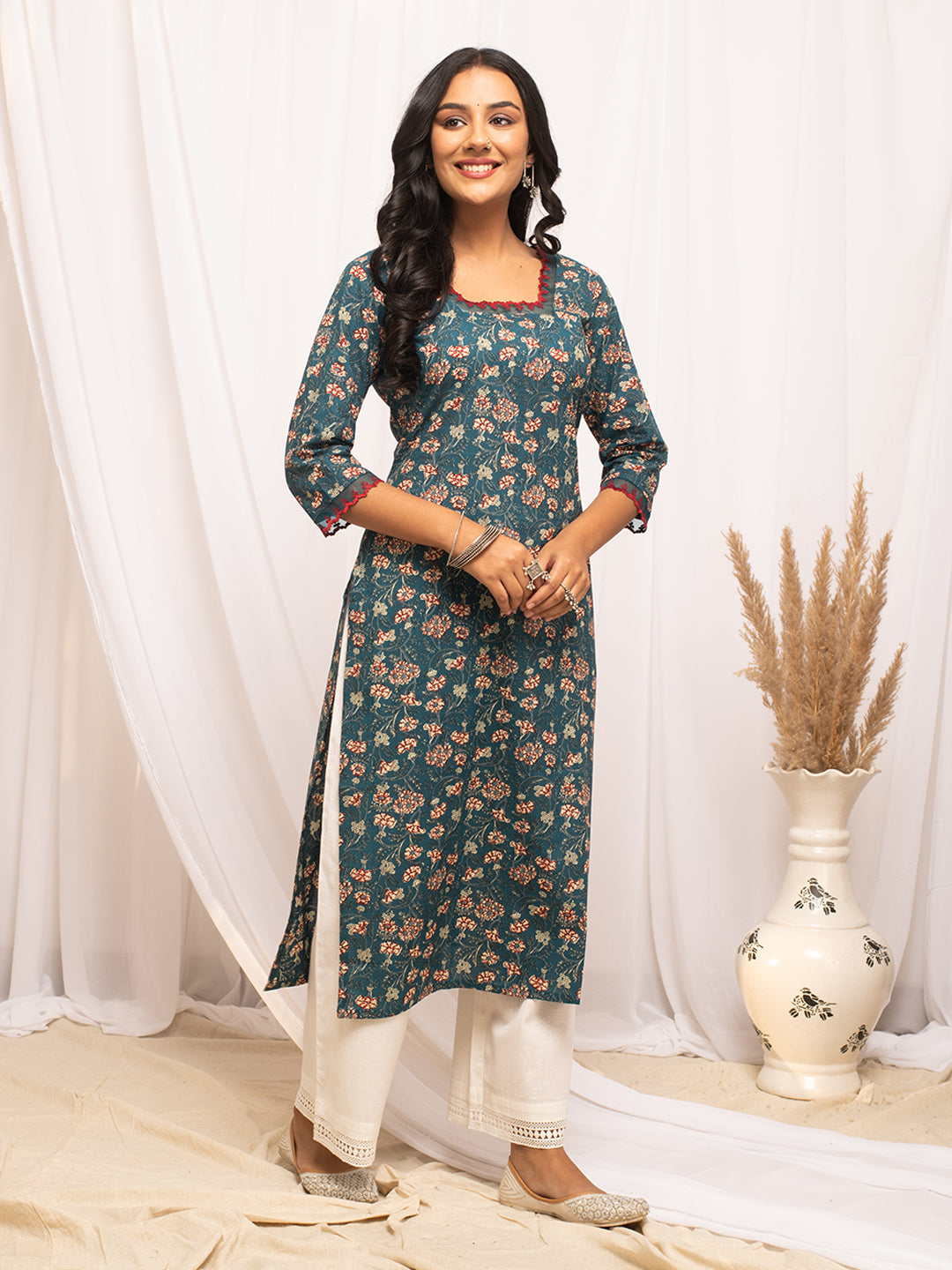 FIORRA Women's Turquise Floral Printed Cotton Straight Kurta