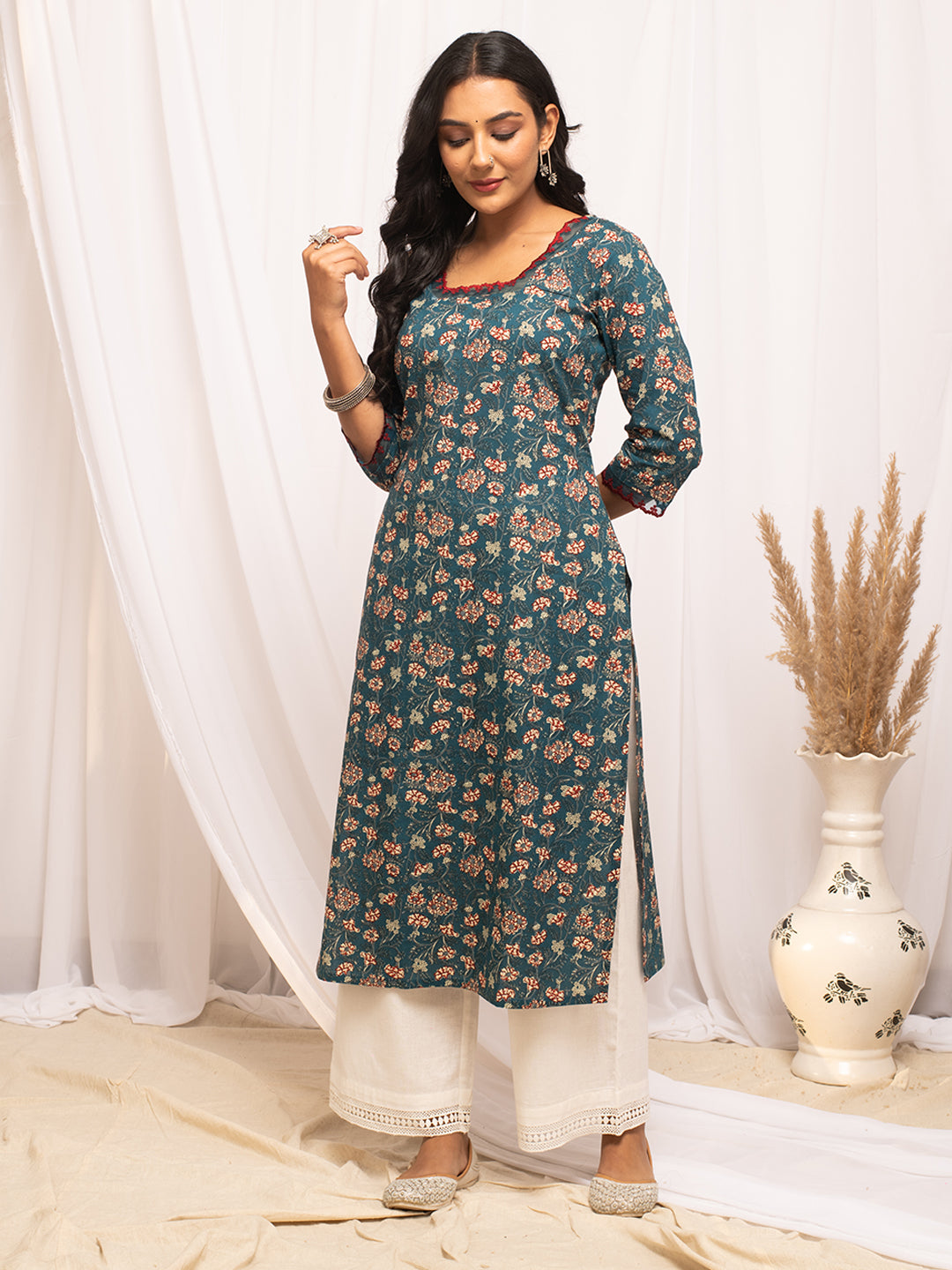 FIORRA Women's Turquise Floral Printed Cotton Straight Kurta