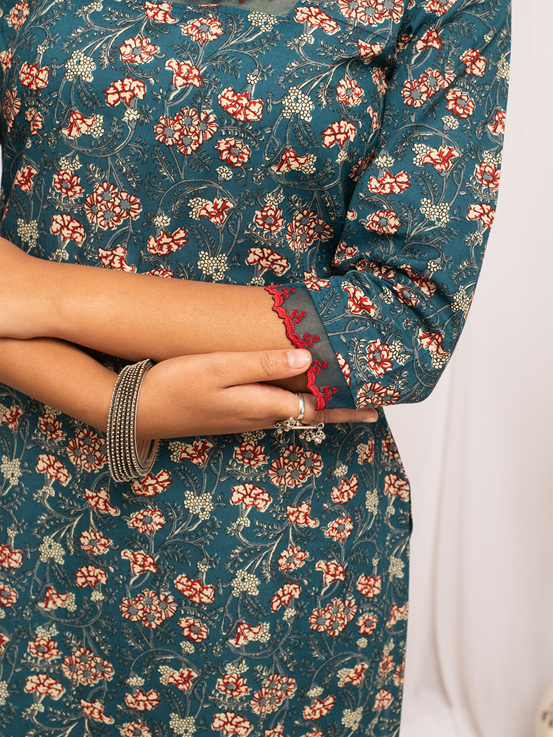 FIORRA Women's Turquise Floral Printed Cotton Straight Kurta