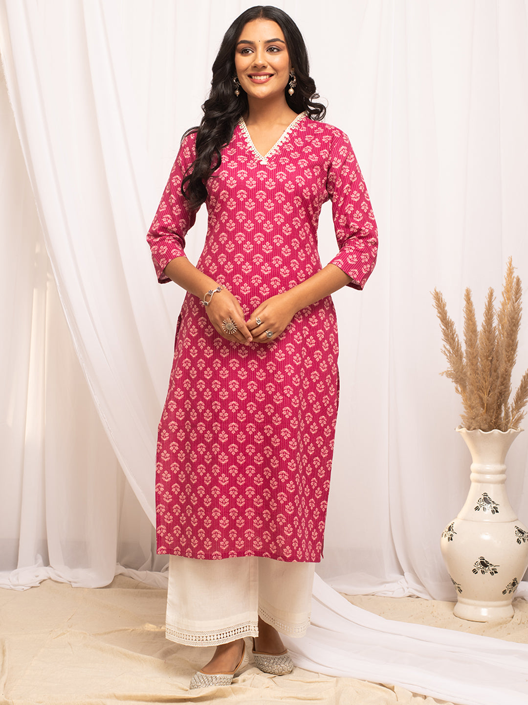 FIORRA Women's Floral Printed Pink Cotton Straight Kurta
