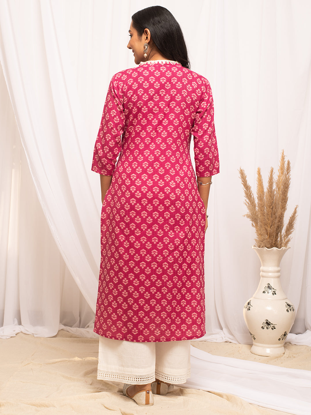 FIORRA Women's Floral Printed Pink Cotton Straight Kurta