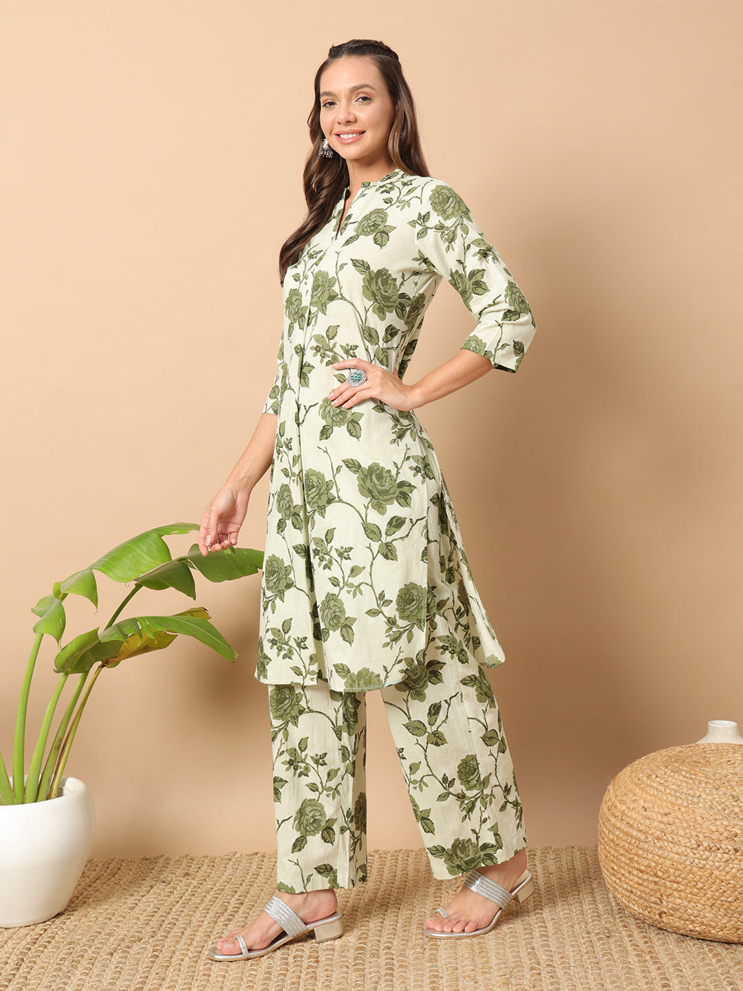 FIORRA Women's Sage Green Cotton Straight Kurta and Pant