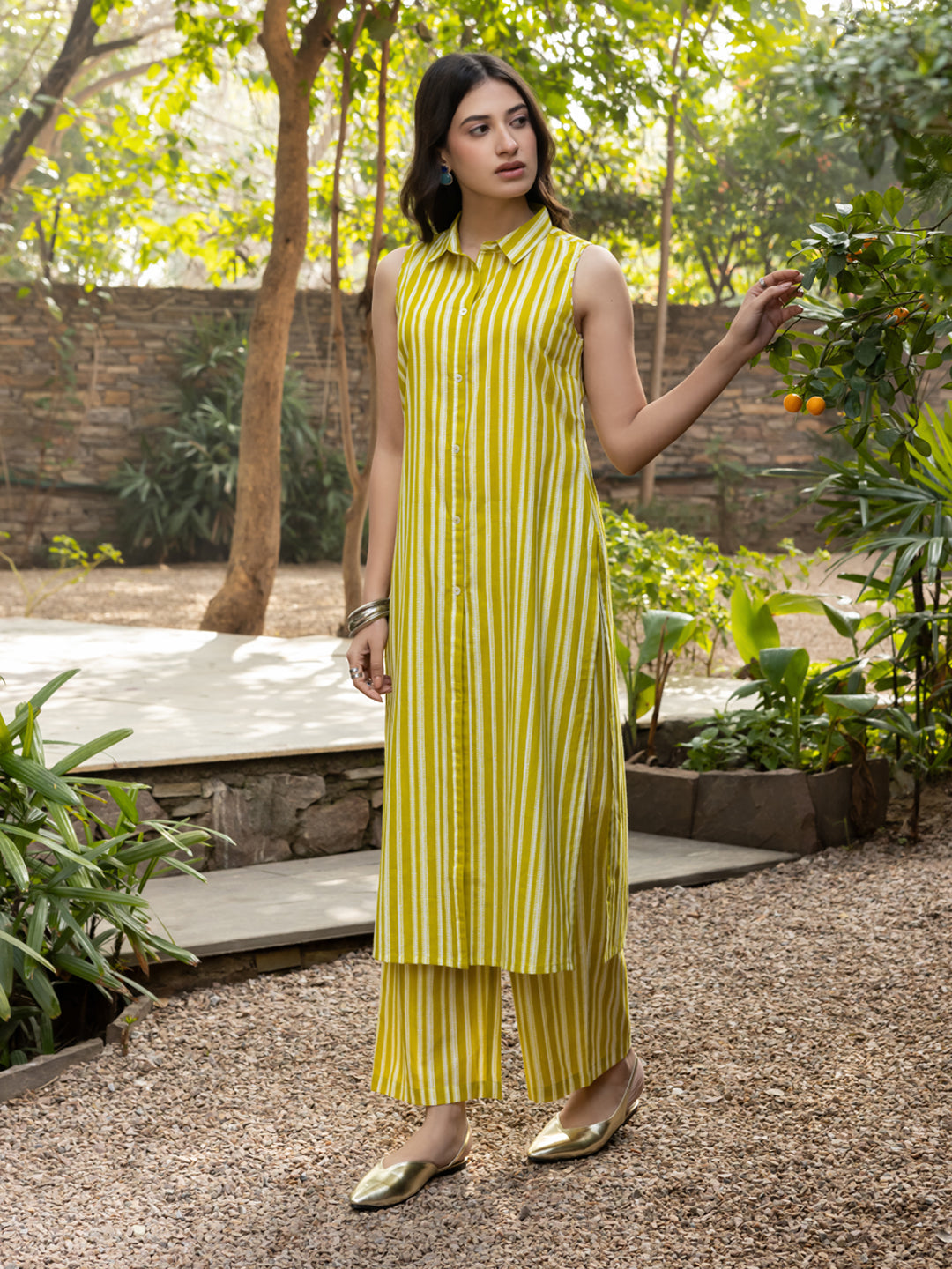 FIORRA Women's yellow Cotton Straight-cut Kurta Set