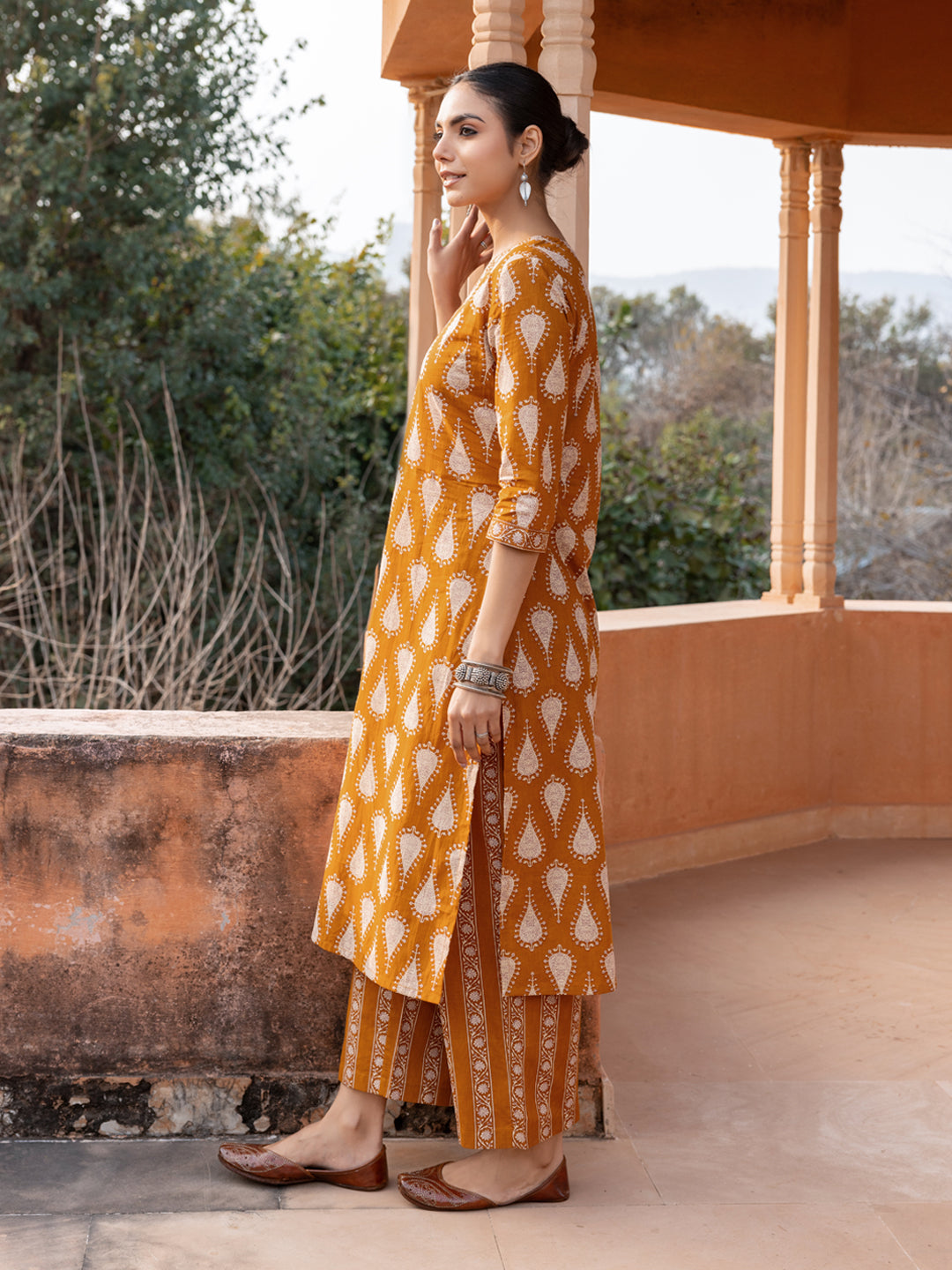 FIORRA Women's Mustard Cotton Printed Straight-Cut Kurta Set