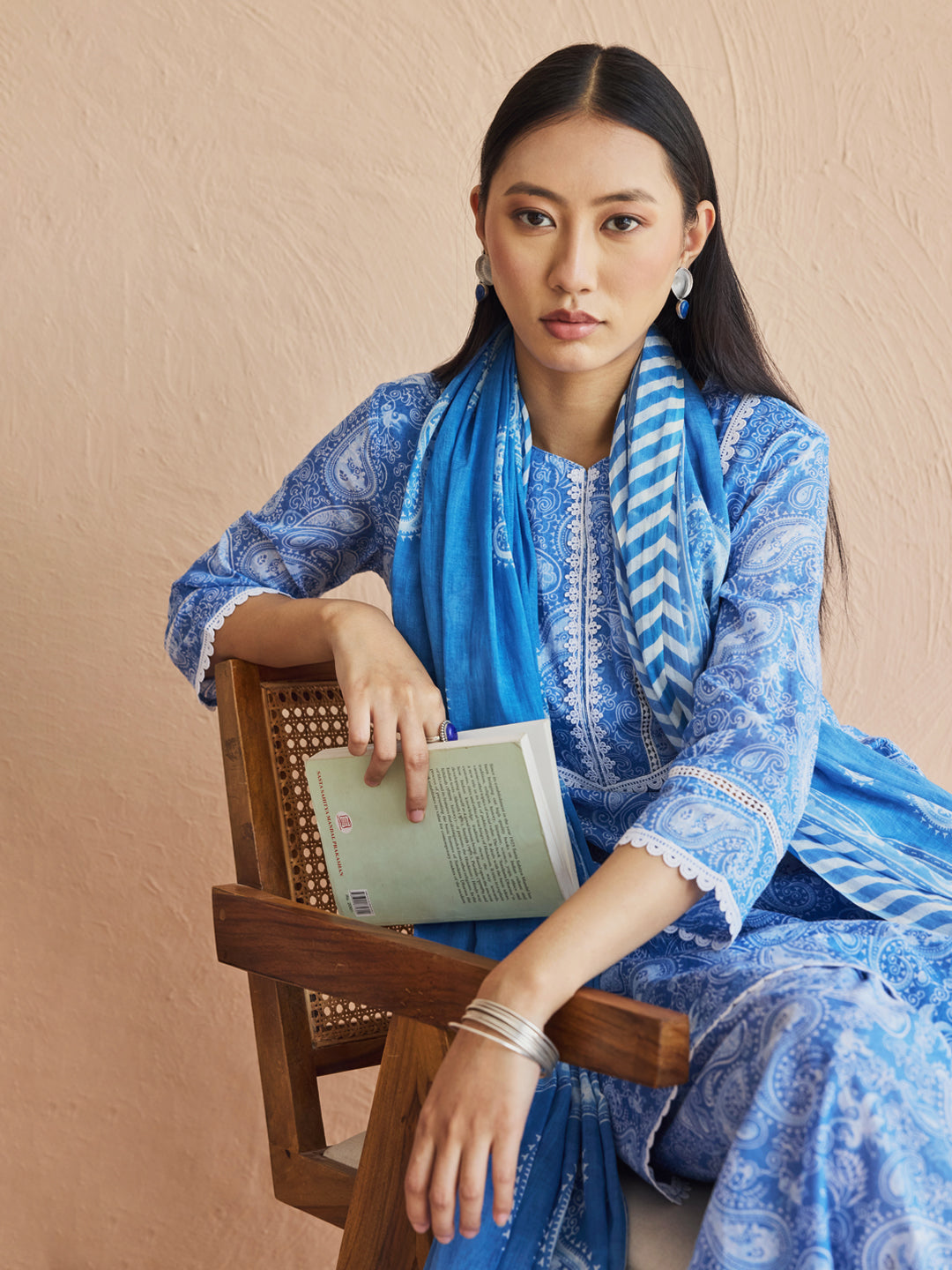 FIORRA Women's Blue Paisley Printed Cotton Kurta Set with Dupatta