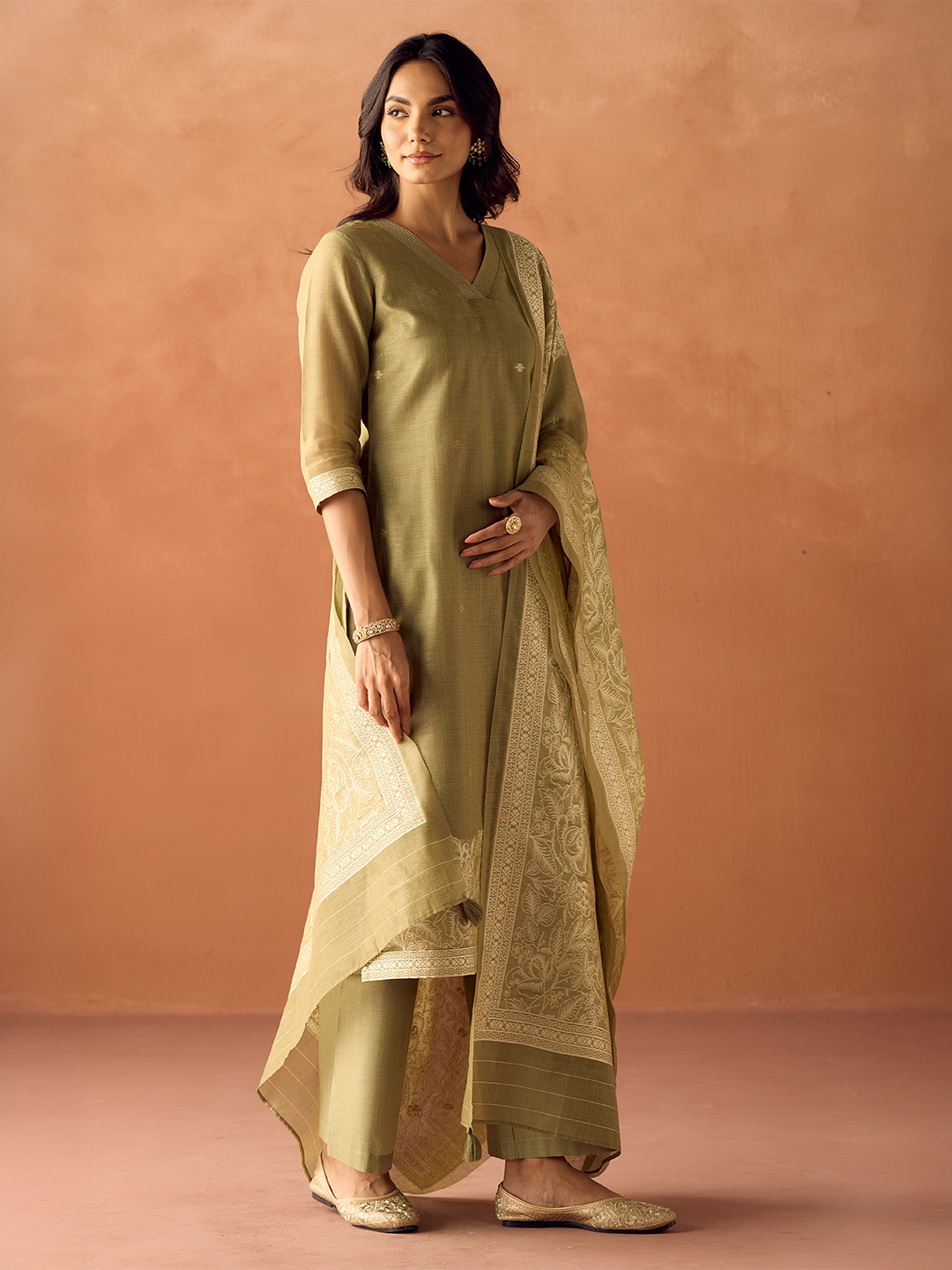FIORRA Women Green Cotton Blend Jacquard Woven Kurta Set with Dupatta
