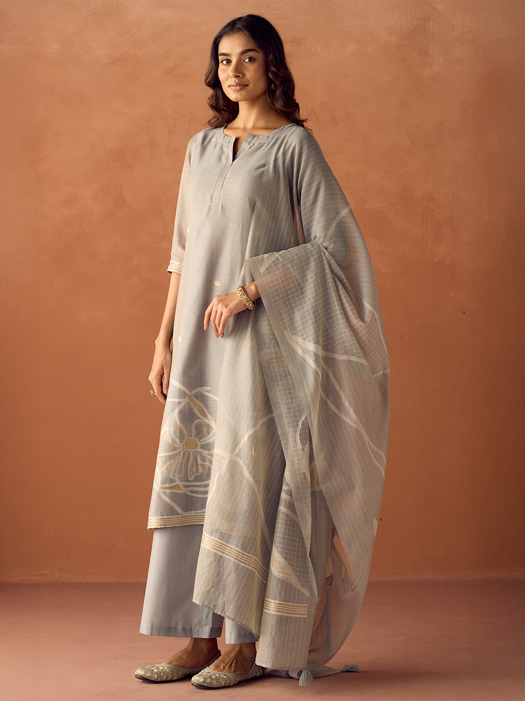 FIORRA Women Grey Cotton Blend Jacquard Woven Kurta Set with Dupatta