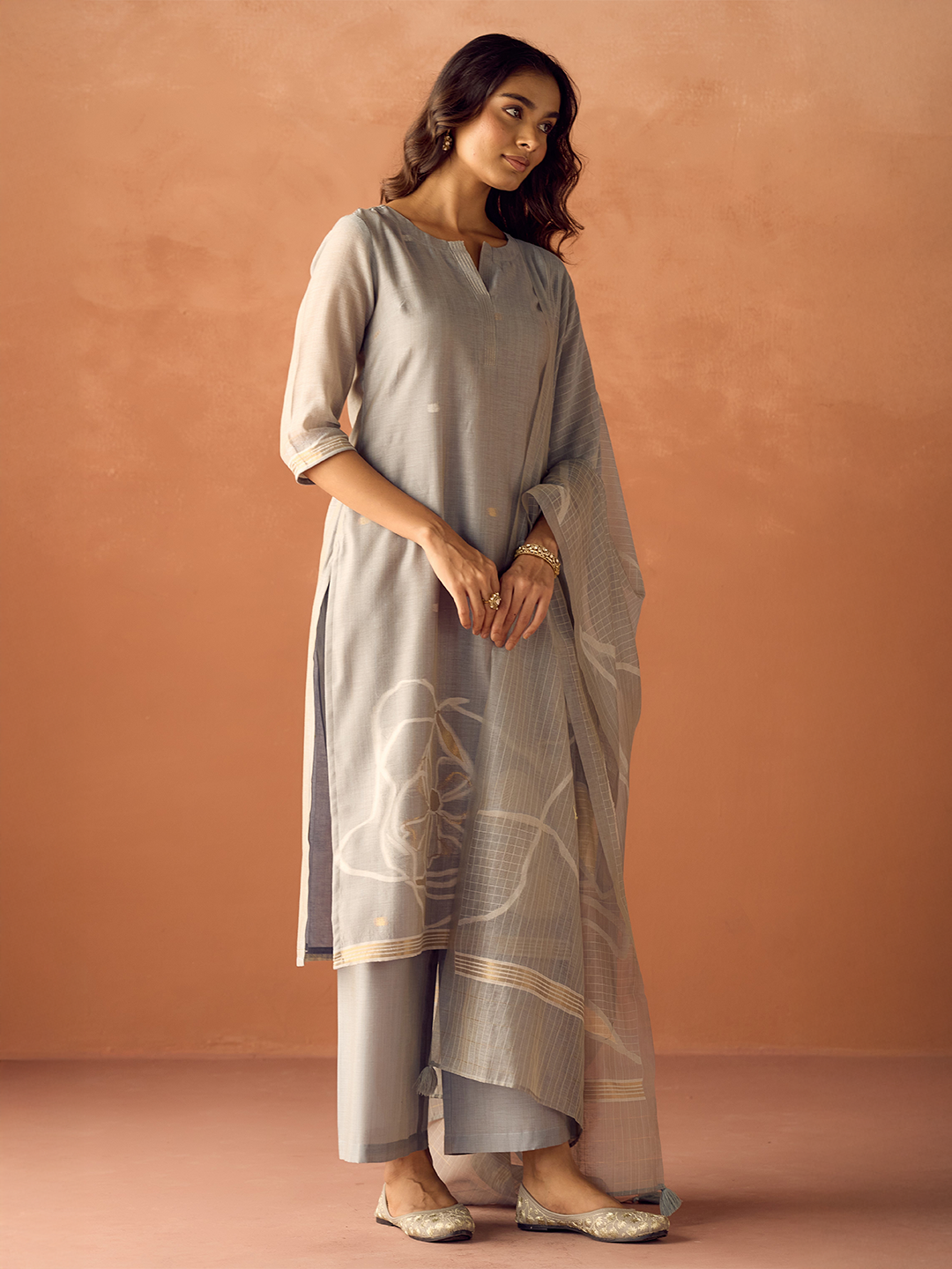 FIORRA Women Grey Cotton Blend Jacquard Woven Kurta Set with Dupatta