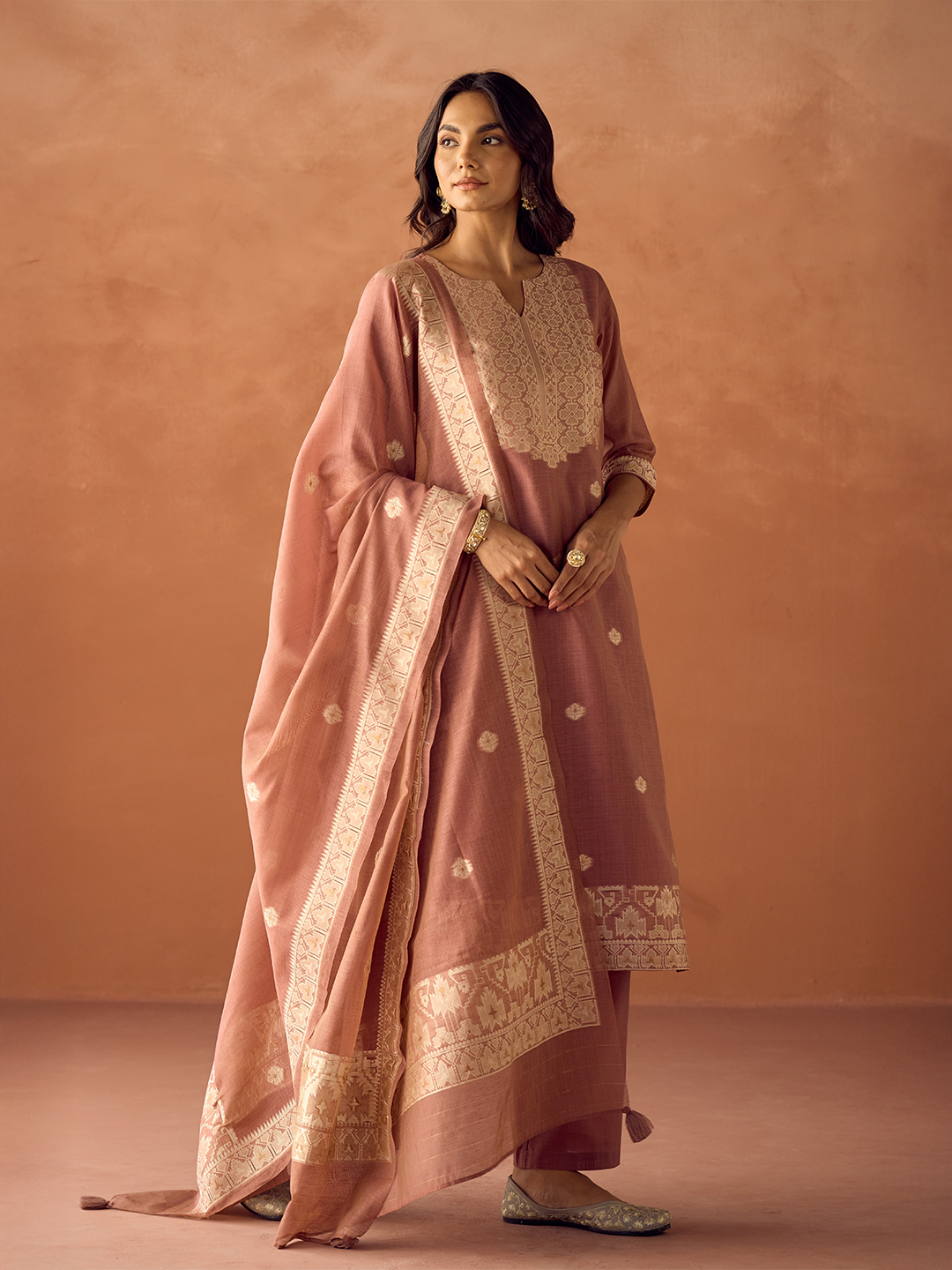 FIORRA Women Dusty Pink Cotton Blend Jacquard Woven Kurta Set with Dupatta