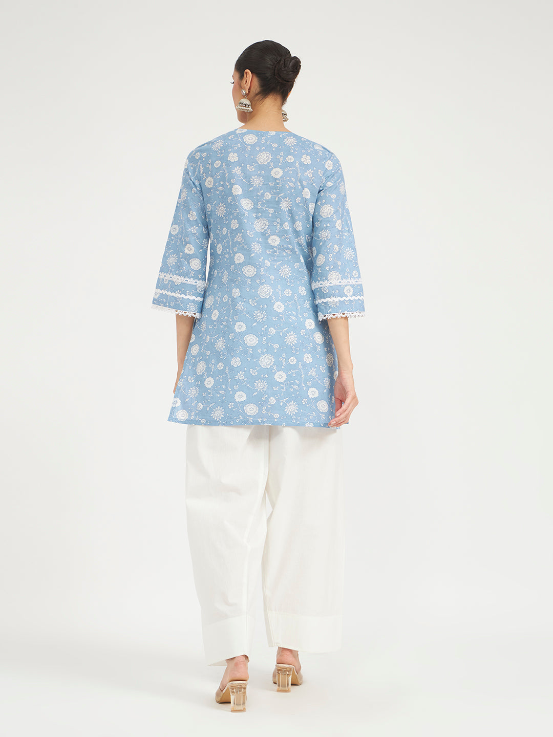 FIORRA Women Sky Blue Floral Printed Pure Cotton Straight Kurta with Farsi Salwar