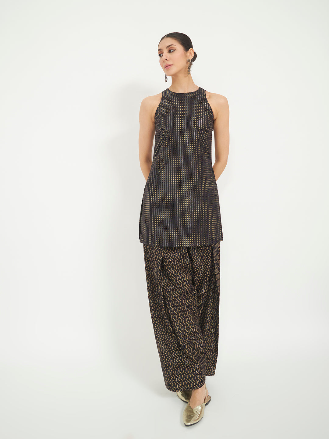 FIORRA Women Black Printed Pure Cotton Straight Kurta with Farsi Salwar