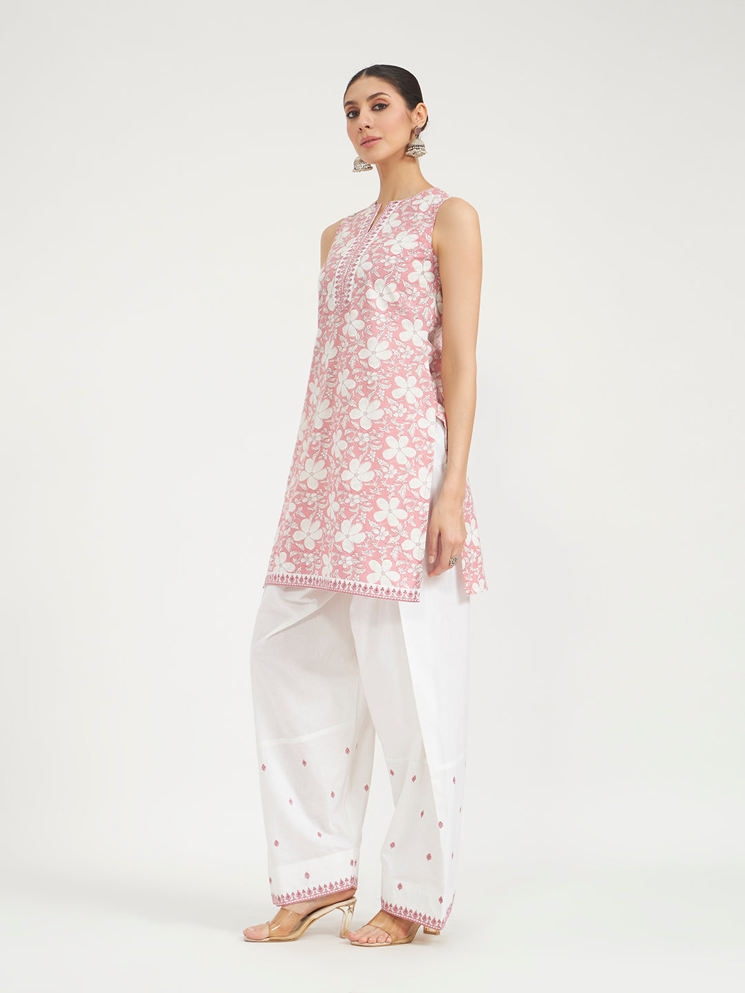 FIORRA Women Light Pink Floral Printed Pure Cotton Straight Kurta with Farsi Salwar