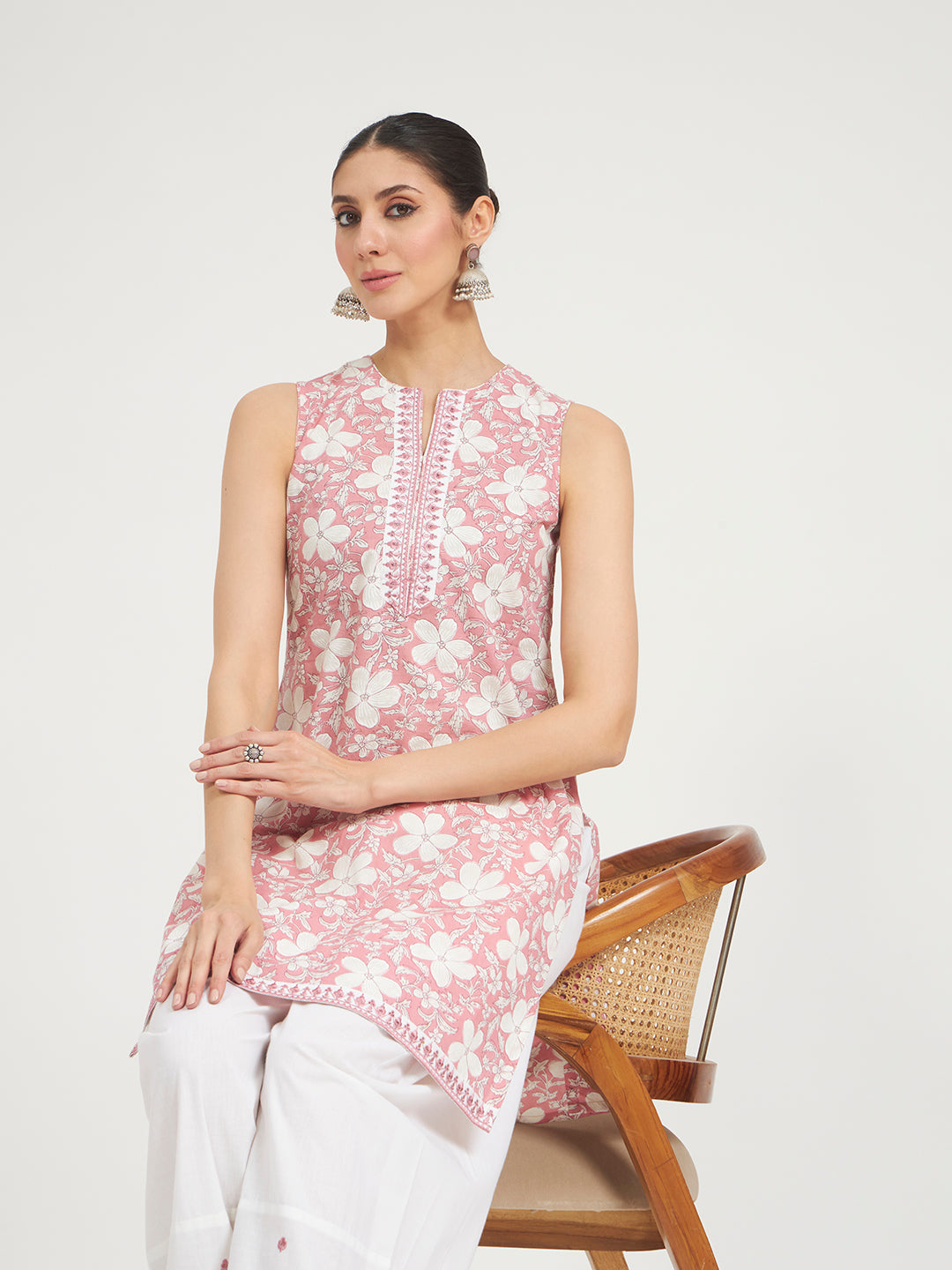 FIORRA Women Light Pink Floral Printed Pure Cotton Straight Kurta with Farsi Salwar