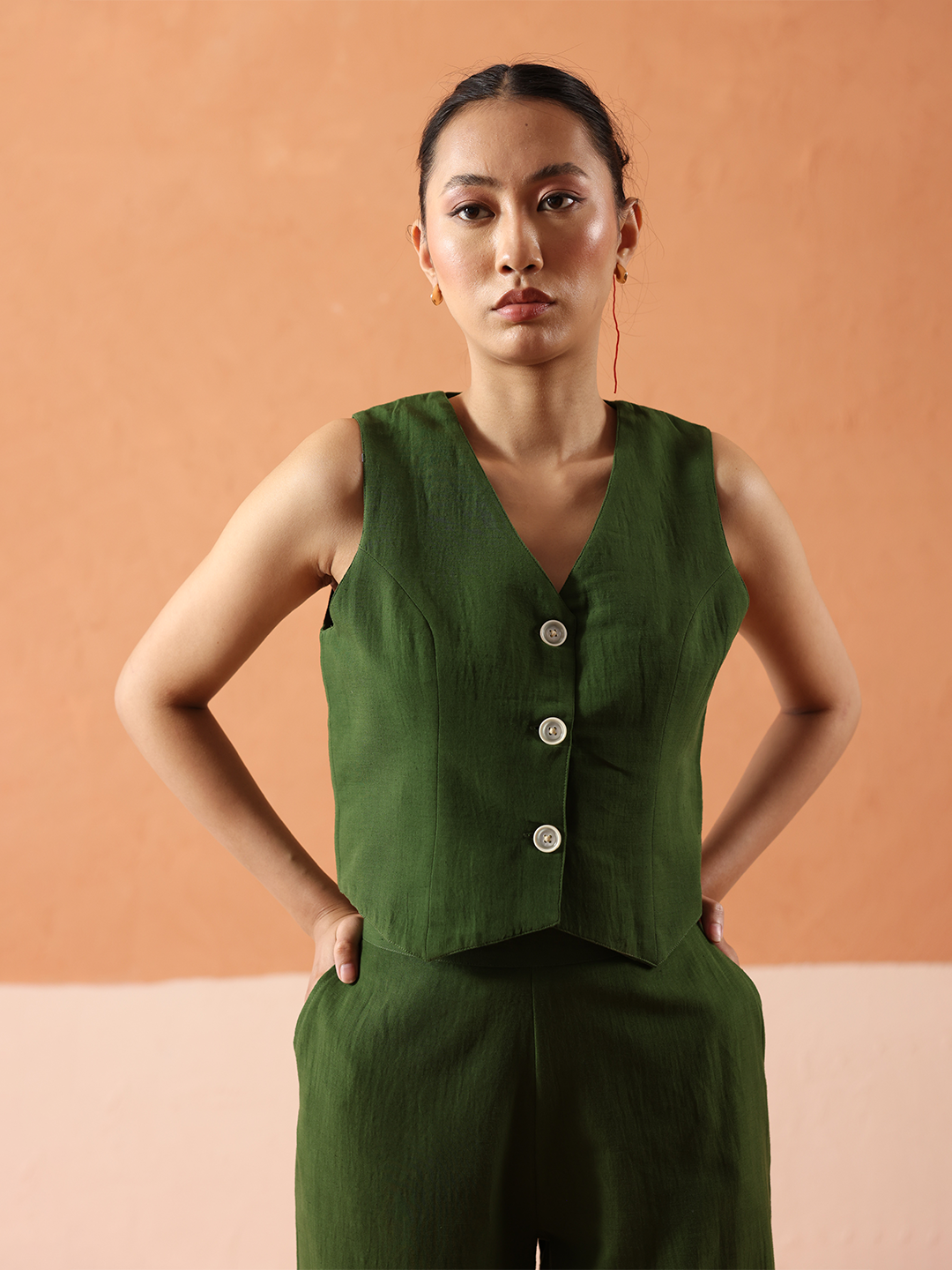 FIORRA Women’s Green Solid Linen Sleeveless Shirt Top